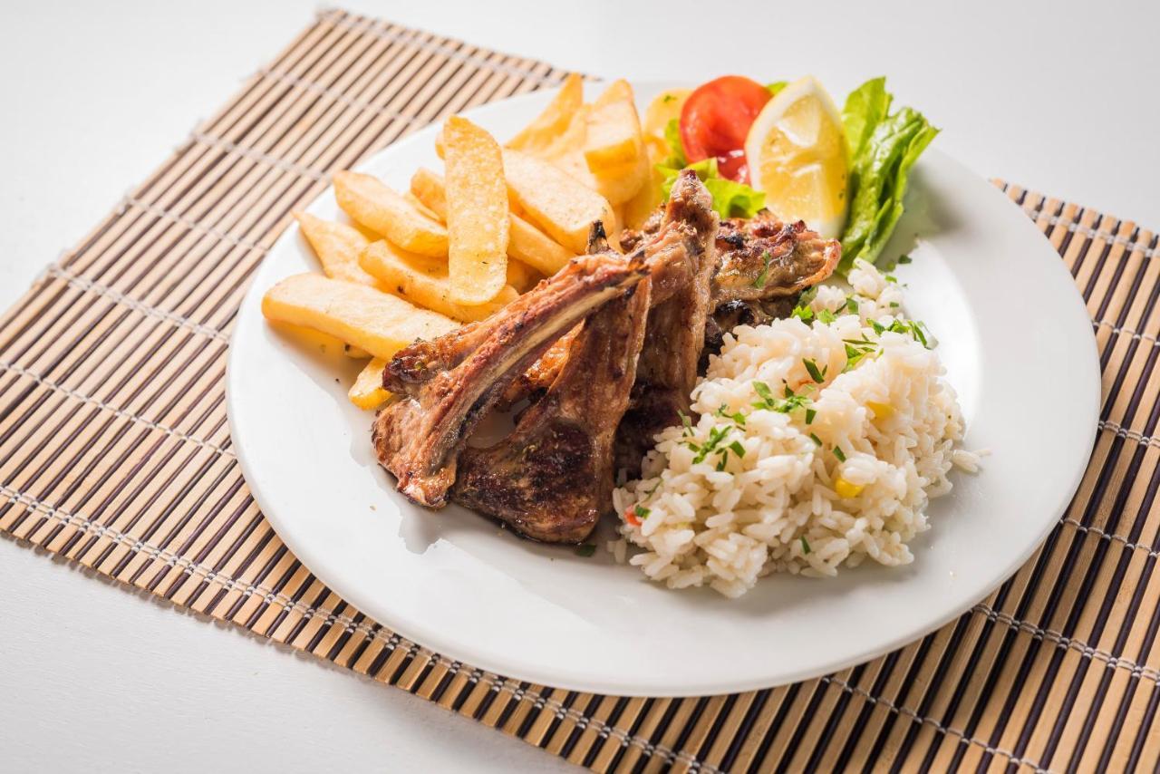 Hotel Zografos Paralía 外观 照片