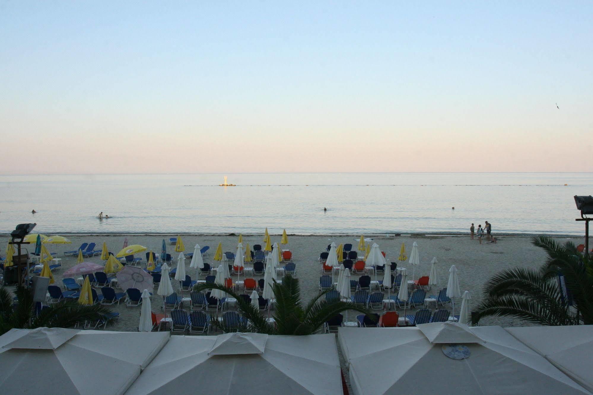 Hotel Zografos Paralía 外观 照片